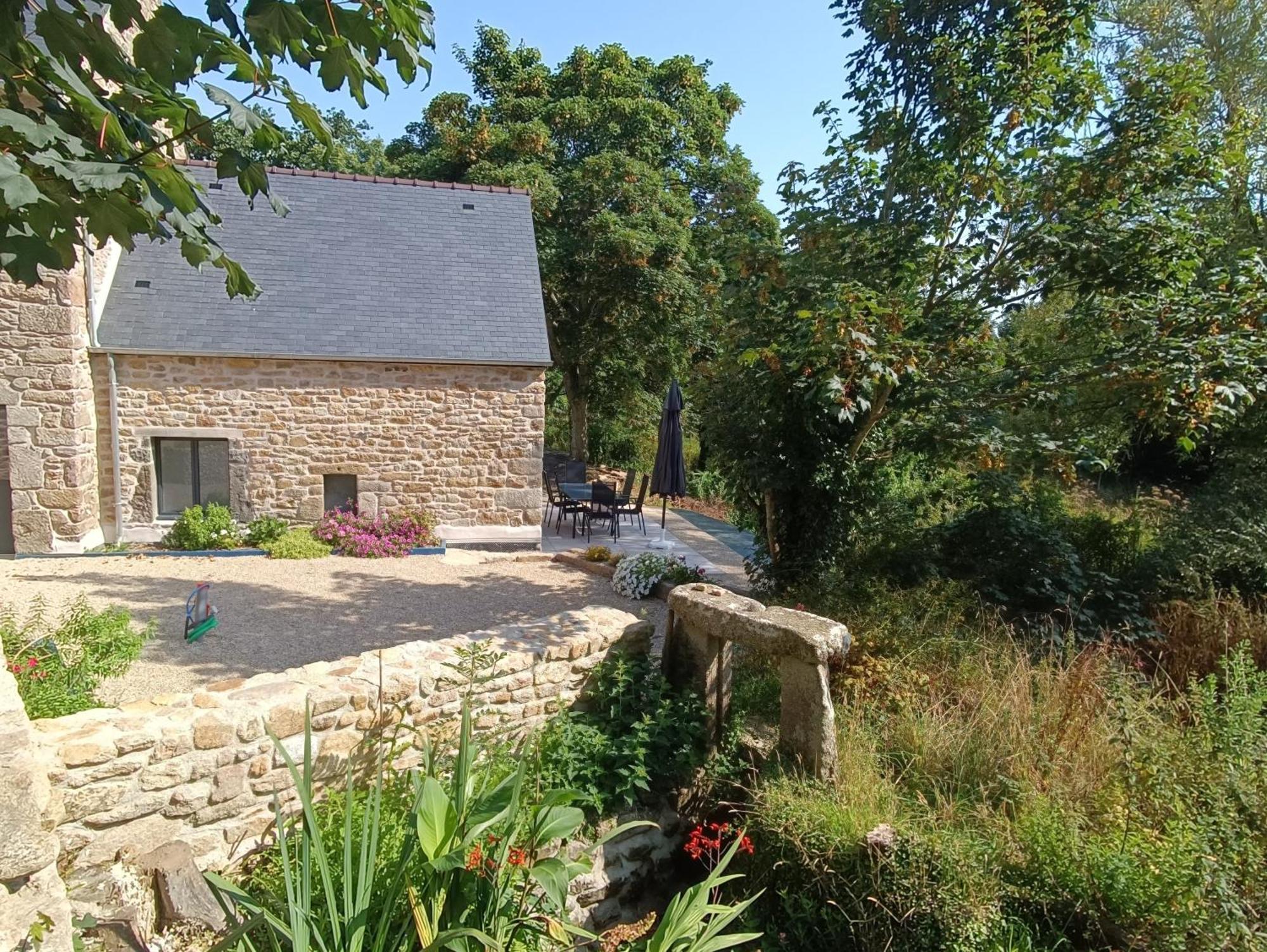 Вилла Le Petit Moulin De Kerloroc Ploudalmezeau Экстерьер фото